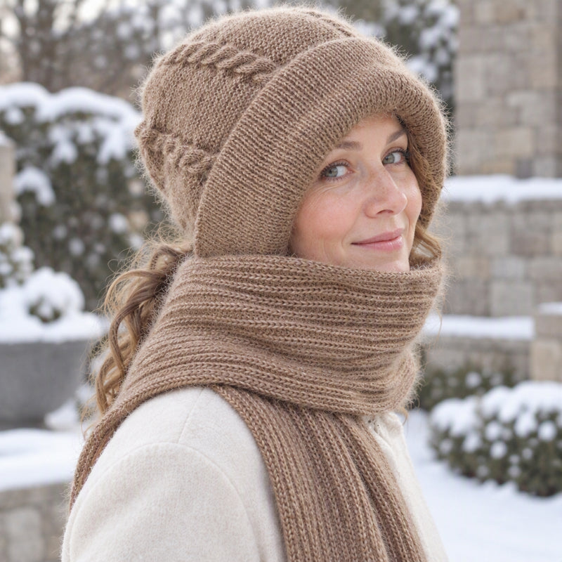 🔥Cleveres All-in-One-Set aus Strickmütze und Schal 🤍❄️ Weicher Zopfstrick, hält Kopf und Hals schön warm, ohne auftragende Schichten🧣